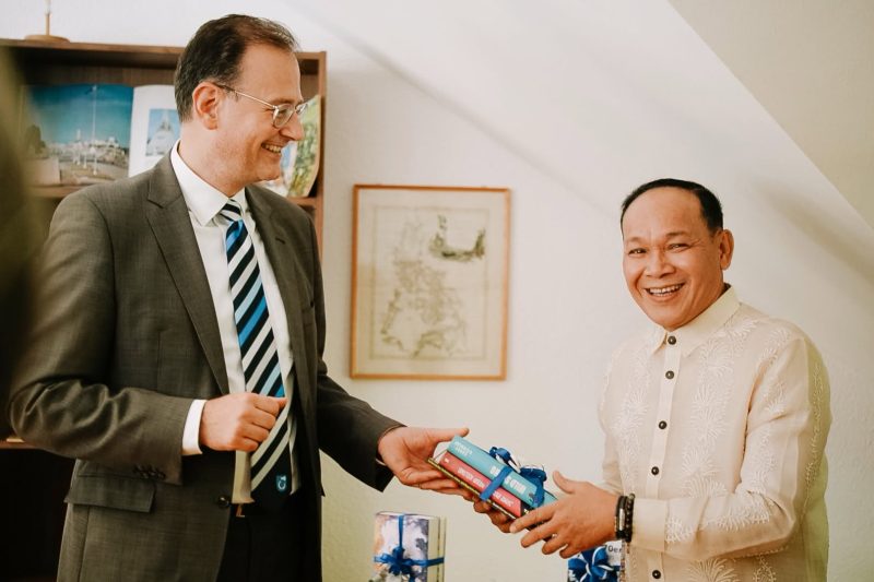 Calamba and Wilhelmsfeld Strengthen ties through Rizal Heritage Hike and “Bridges of Words” Launch
